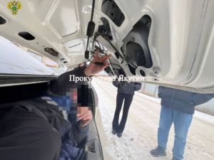 Двоих жителей Якутска осудили за попытку похищения человека