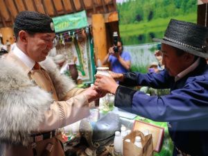 В конкурсе кумыса на Ысыахе Туймаады участвуют 11 хозяйств из районов республики и Якутска