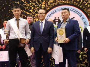 Лучшие спортсмены по национальным видам награждены ассоциацией «Сахаада-спорт»