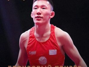 Якутские борцы Белолюбский и Рассадин выиграли схватки
