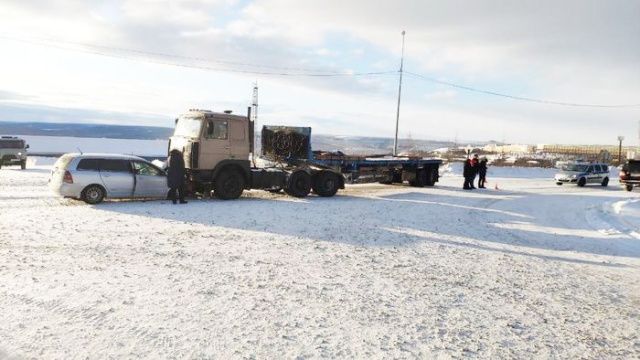 В г. Нерюнгри мужчина осужден к ограничению свободы за использование поддельного свидетельства ДОПОГ