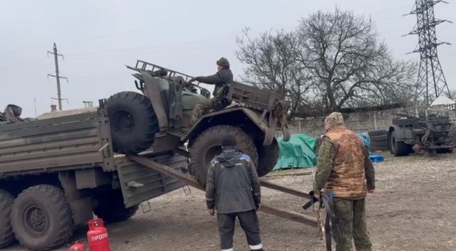 Механики опорного пункта Якутии в зоне СВО восстановили еще пять квадроциклов