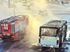 В Якутске сгорел маршрутный автобус