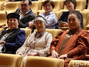 С оглушительным успехом состоялась премьера оперы-олонхо «Ньургун Боотур» в Астане