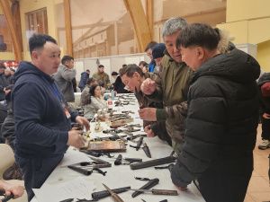 «ДАРХАН УУС» приглашает настоящих ценителей якутского клинка