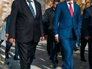 Айсен Николаев поздравил Вячеслава Штырова с юбилеем