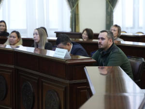 Евгений Григорьев встретился с работниками предприятий промышленности