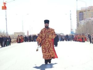 Праздник: В Якутске прошел традиционный Крестный ход
