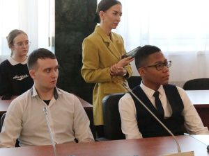 Ольга Балабкина встретилась с активистами «Движения Первых» Мирнинского района