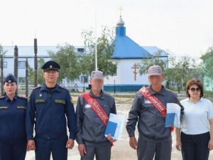 В исправительных учреждениях осужденным вручили аттестаты об окончании школы