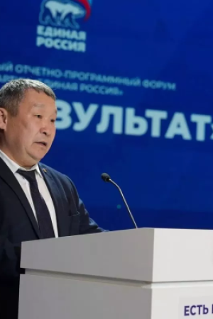 "Единая Россия" согласовала кандидатуру Дмитрия Садовникова для предложения на предварительный отбор кандидатов на должность мэра Якутска