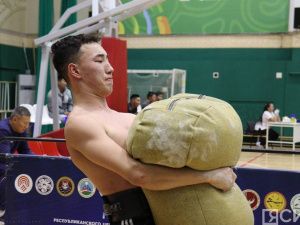 Многоборец Артём Дьяконов из Кобяйского улуса стал победителем первенства Якутии среди юниоров