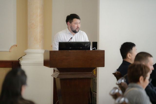 Евгений Григорьев провел отчет перед студентами и сотрудниками СВФУ им. М.К. Аммосова