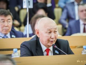 «Целый год полоскают меня все кому не лень». Депутат Ил Тумэна Михаил Эверстов защищает свои честь и достоинство