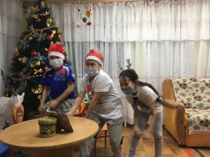 Главная новость МВД Якутии: приключения новогодней почты Полицейского Деда Мороза