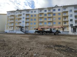 В поселке Хандыга Якутии построили еще один дом для переселения из аварийного жилья