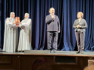 В Москве прошла постановка спектакля по мотивам Олонхо «Хардааччы Бэргэн»