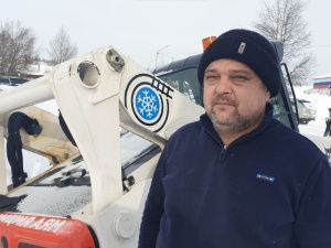 Уборка снега-труд нелёгкий! 