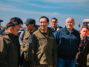 Айсен Николаев оценил работу беспилотников при мониторинге прохождения ледохода в Якутии