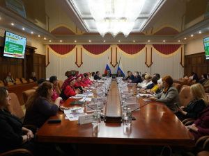 В Хабаровске прошёл круглый стол о роли национально-культурных объединений