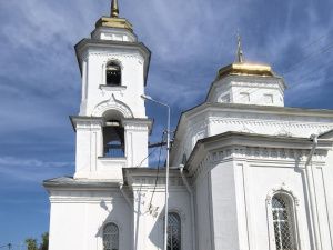 Престольный праздник Никольского храма отметили за Архиерейским богослужением в Якутске