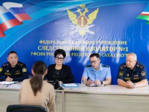 СИЗО-1 посетили Уполномоченный по правам человека Сардана Гурьева и представитель Прокуратуры Вячеслав Никифоров