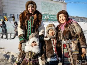 В Якутии ко Дню народного мастера приурочили шествие в национальных костюмах