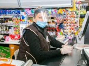 Напоминание о важности соблюдения масочного режима