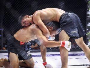 Фоторепортаж: турнир по смешанным единоборствам Eagles FC 53 в Якутске