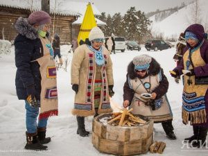 Отдавая дань самобытной культуре. В Якутске стартовали Игры детей Арктики 2020