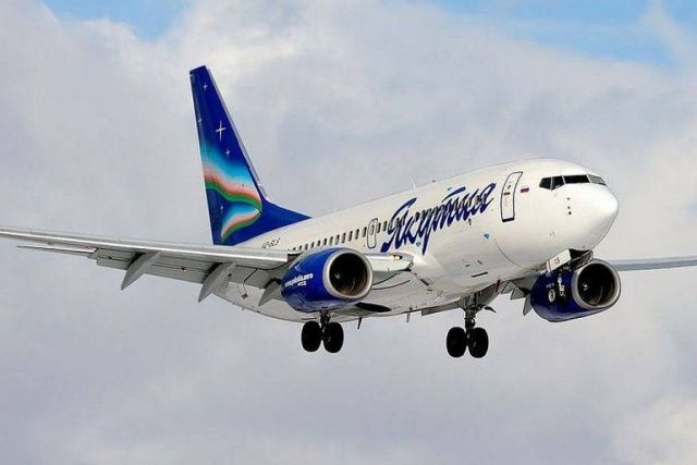 Самолёт, следовавший из Петербурга в Якутск, экстренно сел в Москве