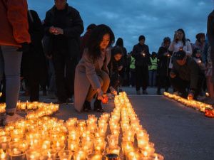 В акции «Свеча памяти» в Якутске приняли участие более 15 тысяч горожан