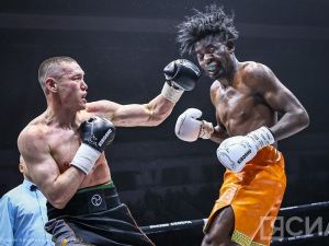 Яркое шоу, титульные бои и последний выход Василия Егорова. В Якутске состоится вечер профбокса