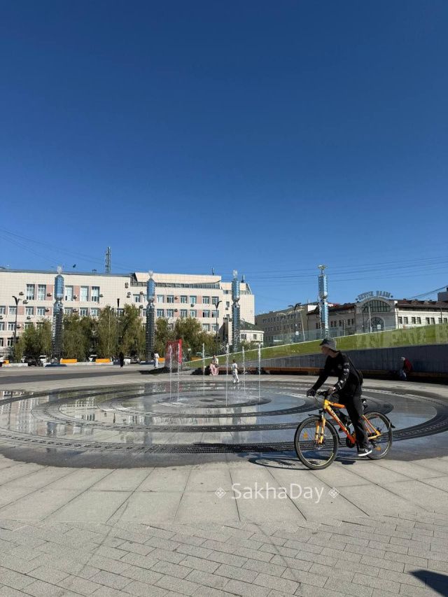 С фонтана убрали ограждения