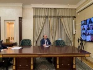 Айсен Николаев: "Опасность представляет угроза распространения омикрон-штамма"