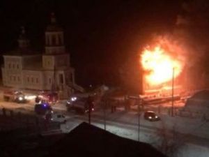 На территории храма в Покровске сгорел сестринский корпус
