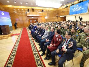 Айсен Николаев поручил усилить работу по социальной адаптации военнослужащих