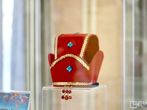 В Якутске открылась выставка украшений народов республики