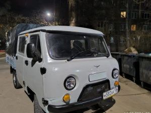 Сотрудники «Железных дорог Якутии» и Ассоциации строителей АЯМ передали бойцам СВО автомобиль