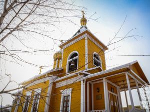 В Лазареву субботу Архиепископ Роман совершил Литургию в Спасском монастыре