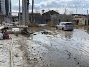 В Сайсарском округе Якутска за сутки откачали 6 900 кубометров талой воды