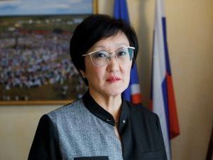 Сардана Авксентьева поздравила ветеранов города Якутска