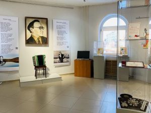 В музее Ярославского открыли выставку, посвященную якутскому мелодисту Валерию Ноеву