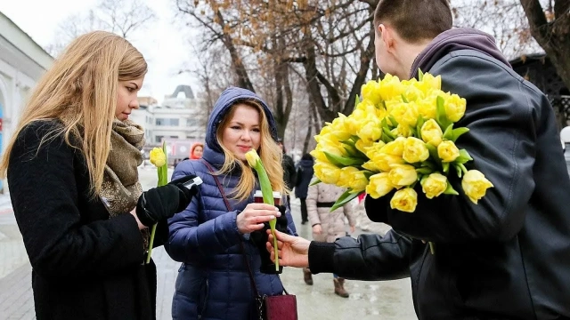 И снова россиян ждут длительные выходные и две короткие рабочие недели
