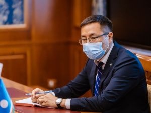 Айсен Николаев встретился с Административным директором Японского комитета по содействию Республике Саха (Якутия) г-ном Акио Сатомура