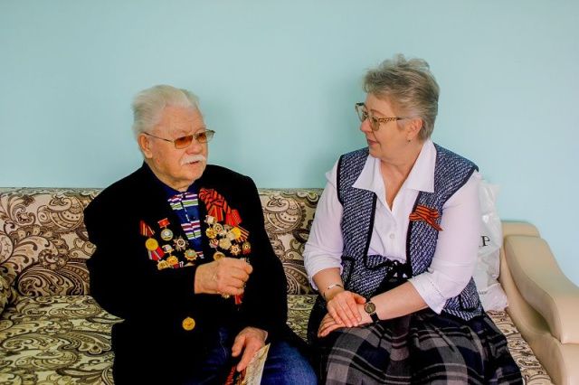 «Низкий поклон за ваш подвиг!» Депутаты поздравили ветеранов