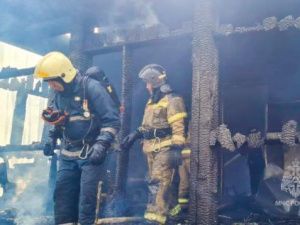 В Якутии во время пожара в частном доме погиб 4-летний мальчик