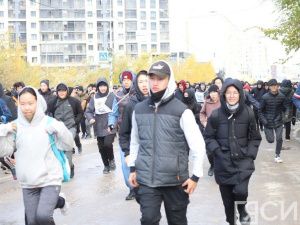 В Якутске более четырех тысяч любителей бега вышли на старт всероссийского забега «Кросс нации»