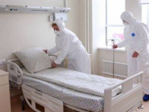 Пациентка с коронавирусом умерла в больнице в Москве