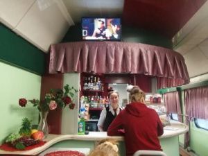 «ЖДЯ»:  Нужно ли брать с собой еду в поезд?